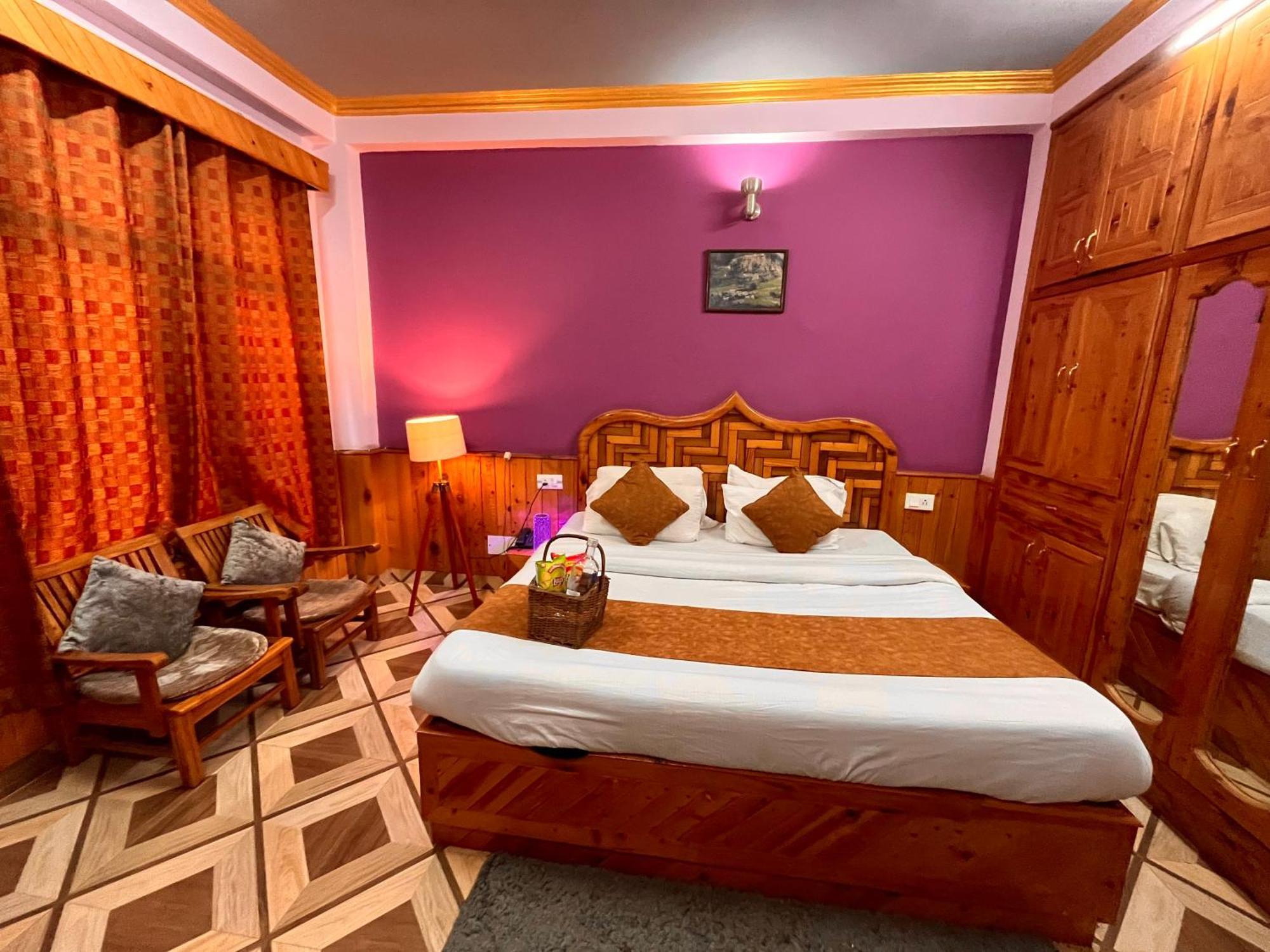 Woods Villa Cottages Manali - 1,2,3,4 Cottages & Villas Available In Manali With Scenic Mountain View Extérieur photo